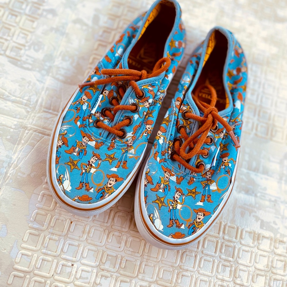 VANS off the wall Disney Pixar Toy Story Woody Lace Up Kids Shoes Size 3 Kids